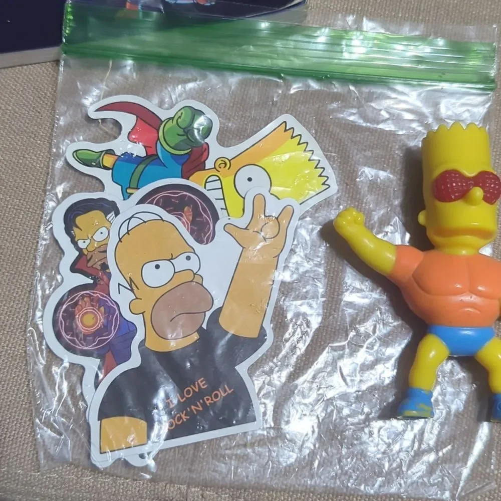 Simpsons Comics Supernova,1990‎ Simpsons Plush Bart, Maggie, stickers, minis